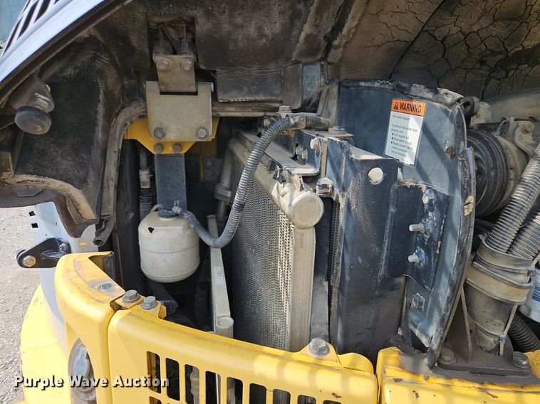 image for item DR8665 2006 Komatsu PC78MR-6 mini excavator