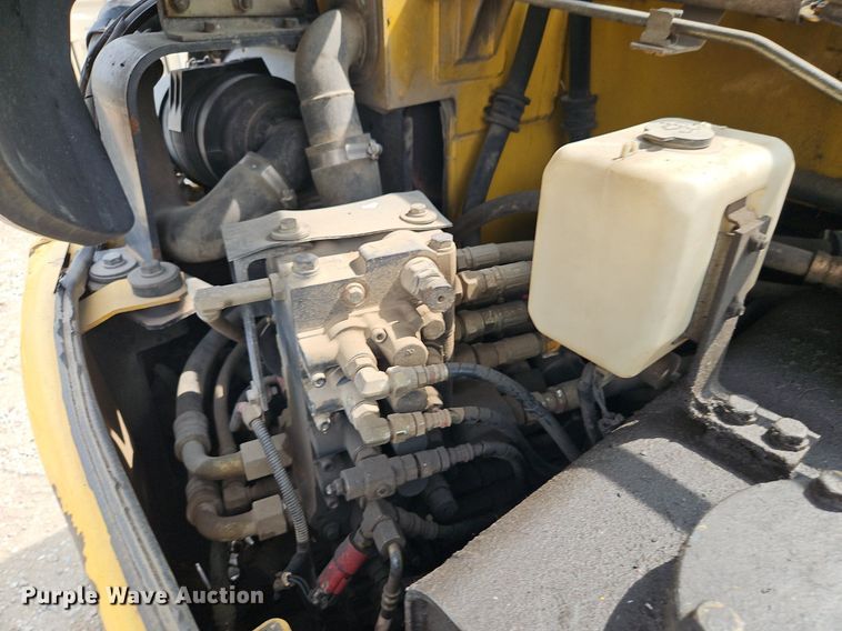 image for item DR8665 2006 Komatsu PC78MR-6 mini excavator