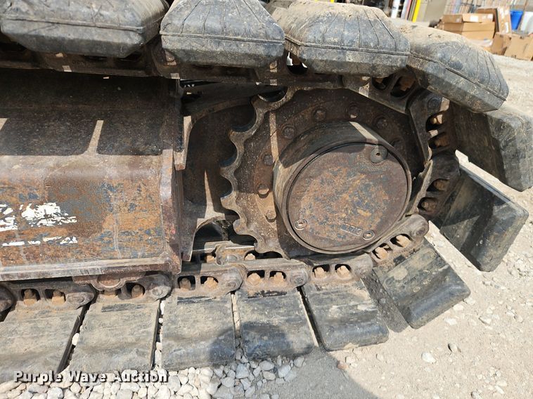 image for item DR8665 2006 Komatsu PC78MR-6 mini excavator