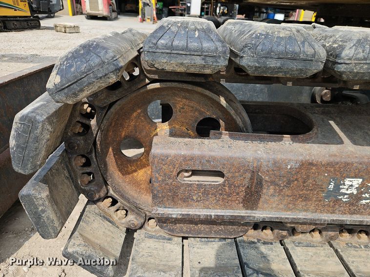 image for item DR8665 2006 Komatsu PC78MR-6 mini excavator