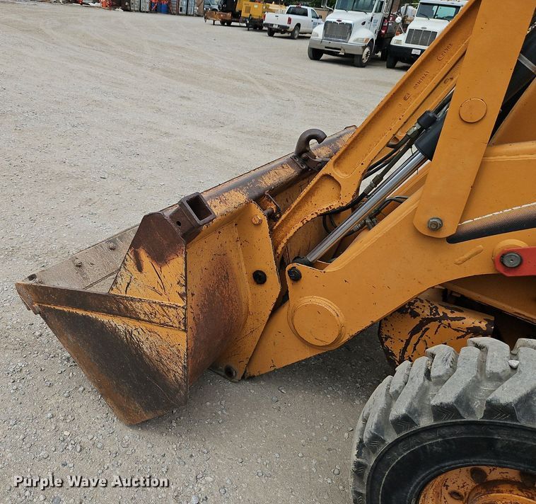 image for item DR8666 2004 Case 580 Super M backhoe