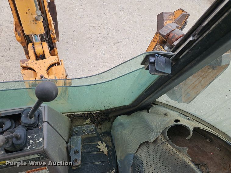 image for item DR8666 2004 Case 580 Super M backhoe