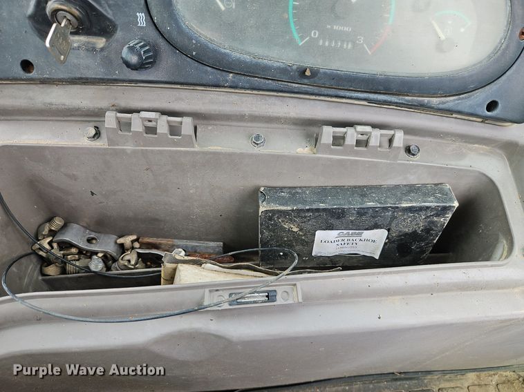 image for item DR8666 2004 Case 580 Super M backhoe