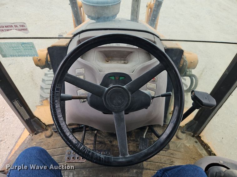 image for item DR8666 2004 Case 580 Super M backhoe