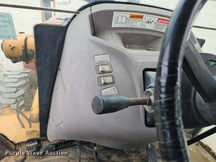 image for item DR8666 2004 Case 580 Super M backhoe