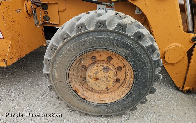 image for item DR8666 2004 Case 580 Super M backhoe