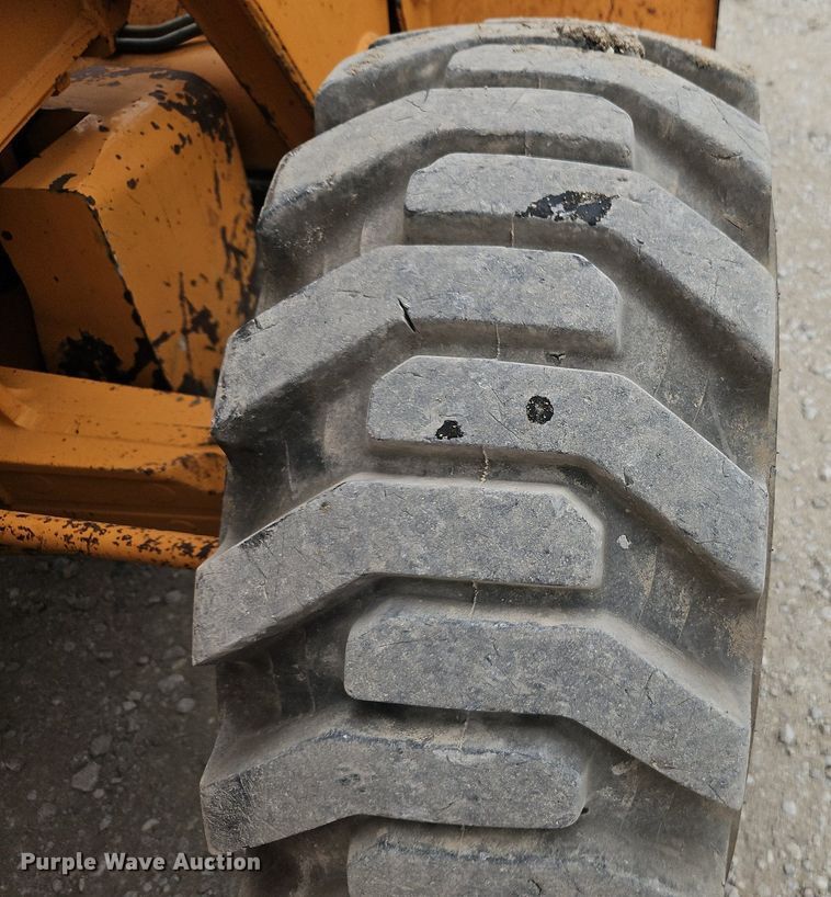 image for item DR8666 2004 Case 580 Super M backhoe