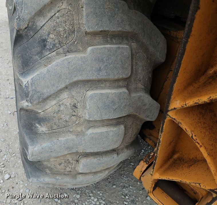 image for item DR8666 2004 Case 580 Super M backhoe