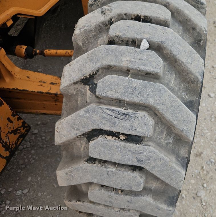 image for item DR8666 2004 Case 580 Super M backhoe