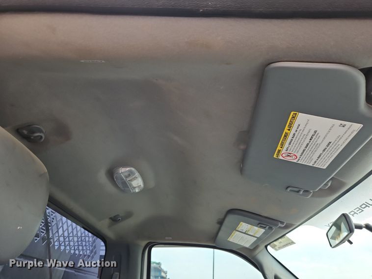 image for item DR8668 2012 Ford  F550 XL Super Duty utility / service truck