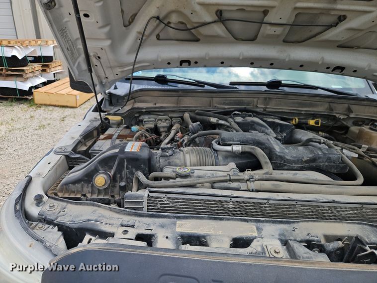 image for item DR8668 2012 Ford  F550 XL Super Duty utility / service truck