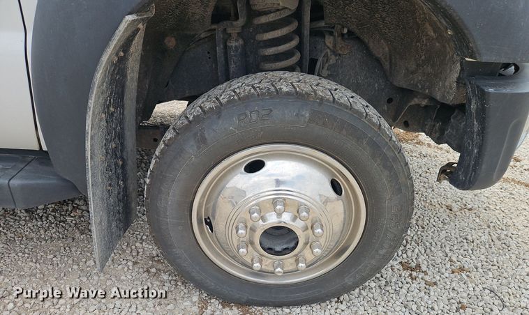 image for item DR8668 2012 Ford  F550 XL Super Duty utility / service truck