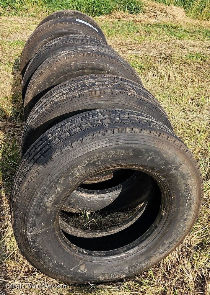 image for item DR8670 235/75R17.5 tires