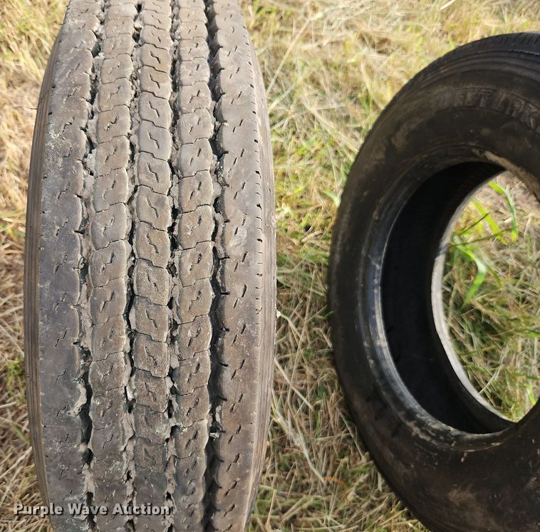 image for item DR8670 235/75R17.5 tires