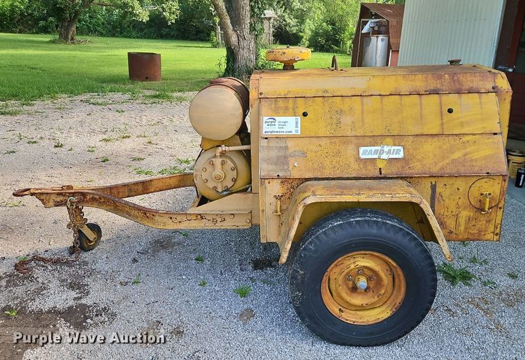 image for item DR8672 Rand-Air GRR-85 air compressor
