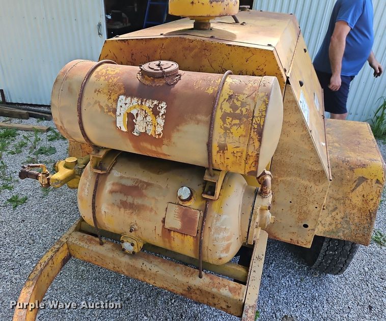 image for item DR8672 Rand-Air GRR-85 air compressor