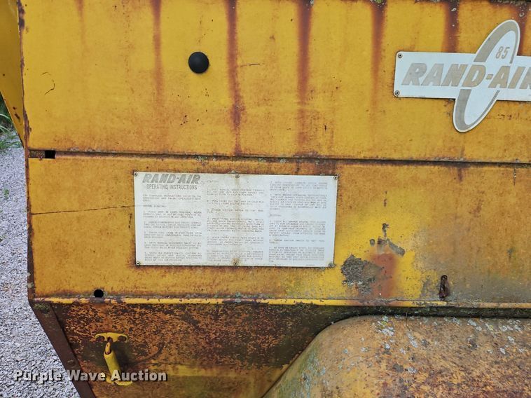 image for item DR8672 Rand-Air GRR-85 air compressor