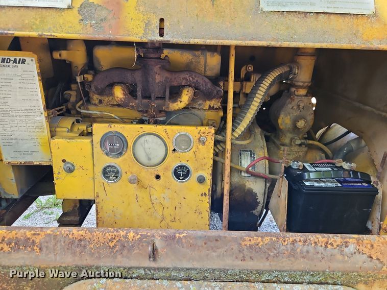 image for item DR8672 Rand-Air GRR-85 air compressor