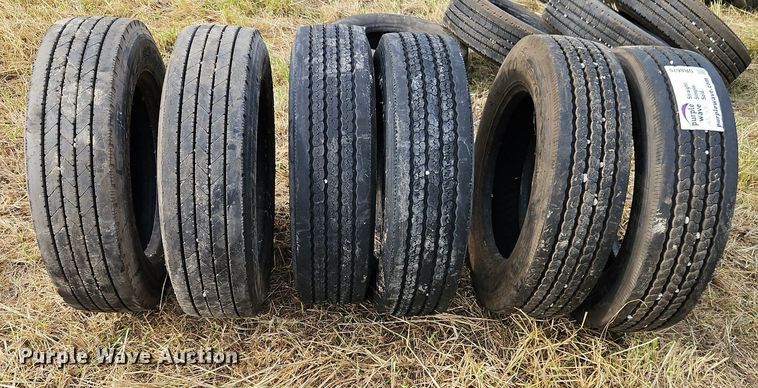 image for item DR8675 (6) 225/70R19.5 tires