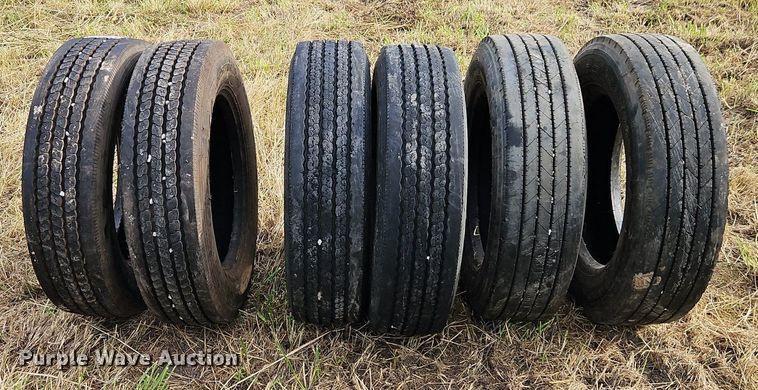 image for item DR8675 (6) 225/70R19.5 tires