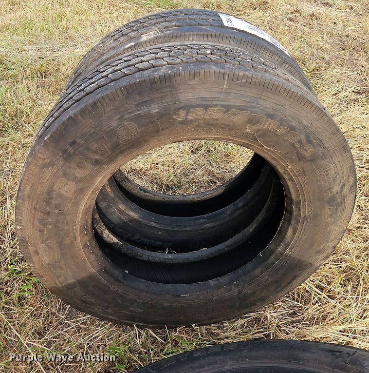 image for item DR8675 (6) 225/70R19.5 tires