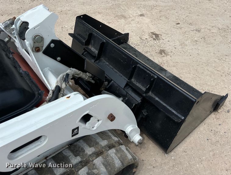 image for item DS3042 2005 Bobcat MT55 compact utility loader