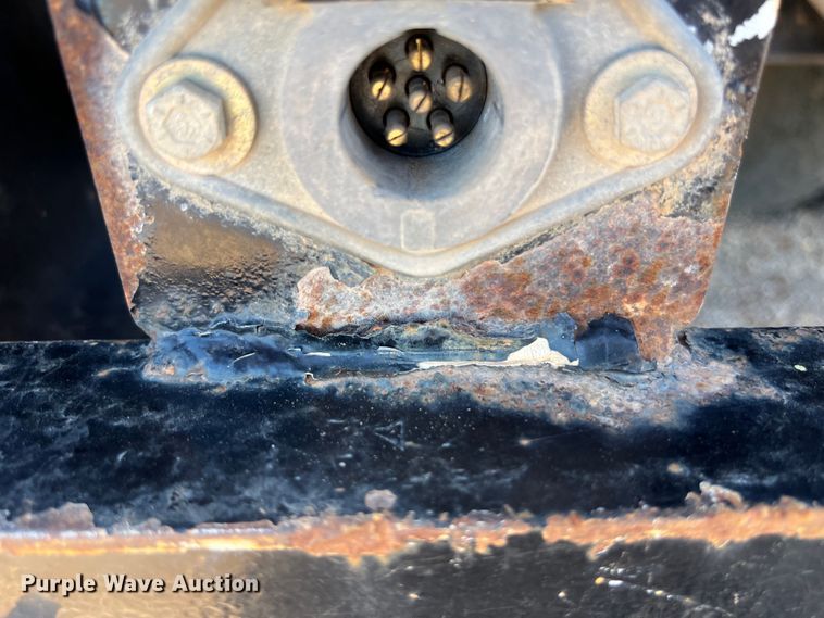 image for item DS3084 2010 International DuraStar 4300 bucket truck