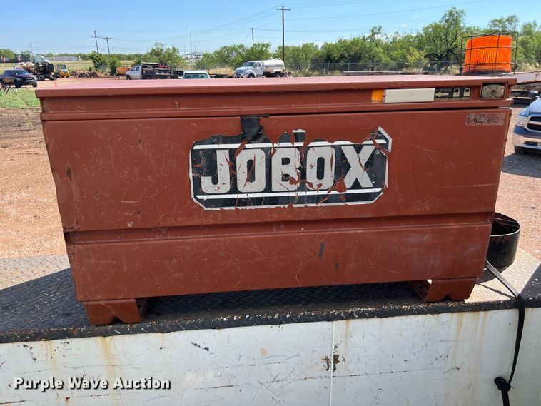 image for item DS3084 2010 International DuraStar 4300 bucket truck