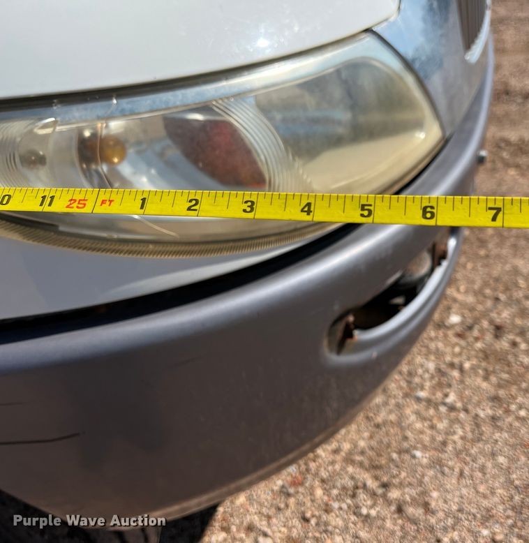 image for item DS3084 2010 International DuraStar 4300 bucket truck