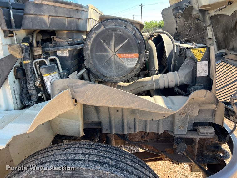 image for item DS3084 2010 International DuraStar 4300 bucket truck