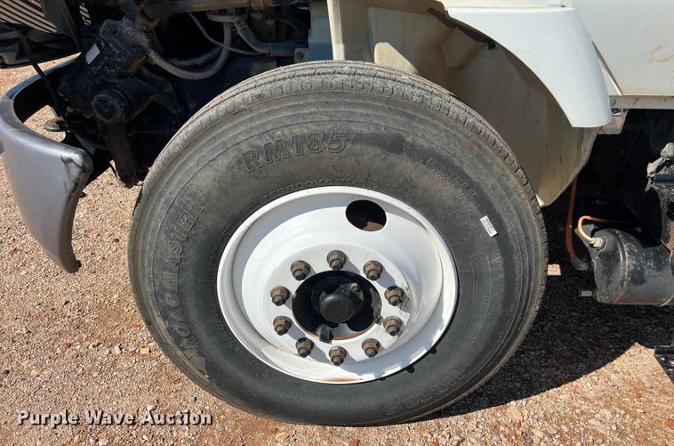 image for item DS3084 2010 International DuraStar 4300 bucket truck