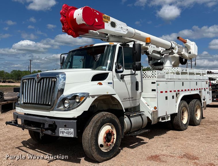 image for item DS3085 2012 International WorkStar 7400 bucket truck