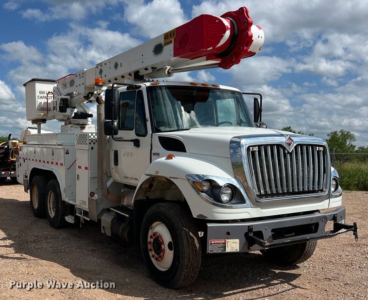 image for item DS3085 2012 International WorkStar 7400 bucket truck