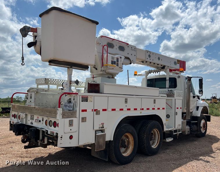 image for item DS3085 2012 International WorkStar 7400 bucket truck
