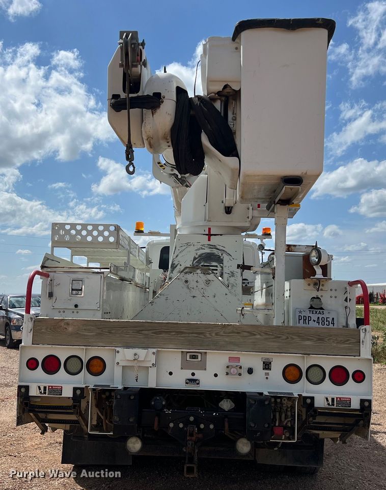 image for item DS3085 2012 International WorkStar 7400 bucket truck