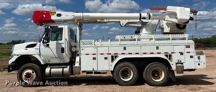 image for item DS3085 2012 International WorkStar 7400 bucket truck
