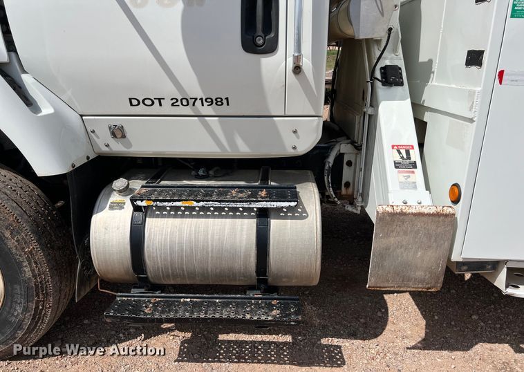 image for item DS3085 2012 International WorkStar 7400 bucket truck