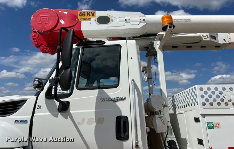 image for item DS3085 2012 International WorkStar 7400 bucket truck