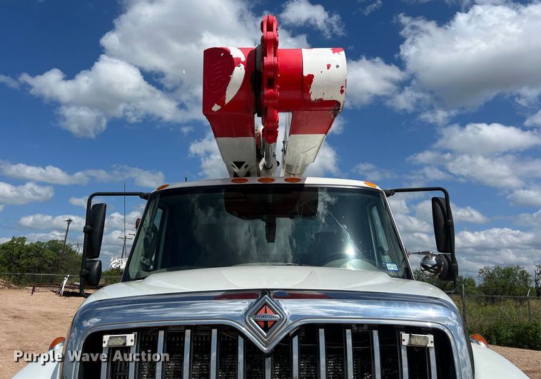 image for item DS3085 2012 International WorkStar 7400 bucket truck