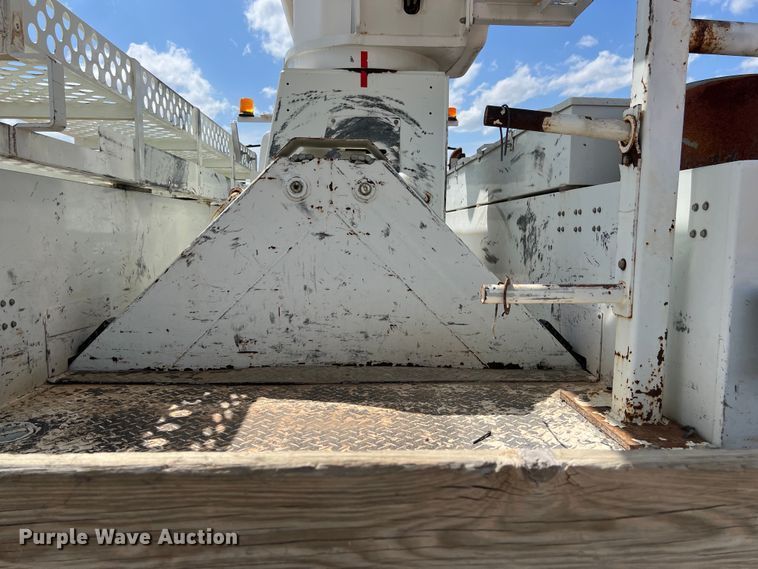 image for item DS3085 2012 International WorkStar 7400 bucket truck