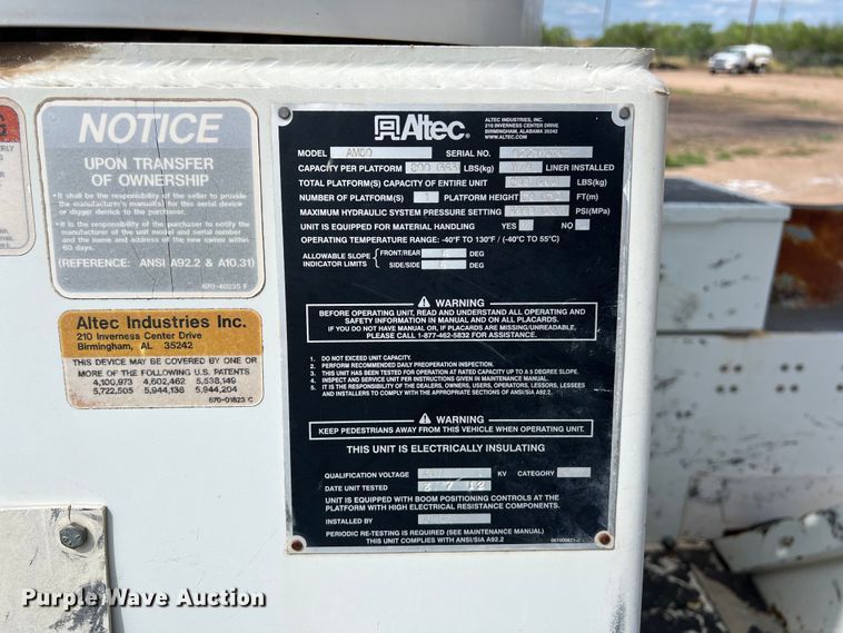 image for item DS3085 2012 International WorkStar 7400 bucket truck