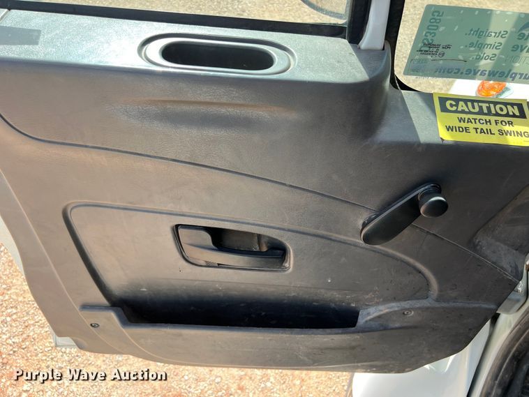 image for item DS3085 2012 International WorkStar 7400 bucket truck