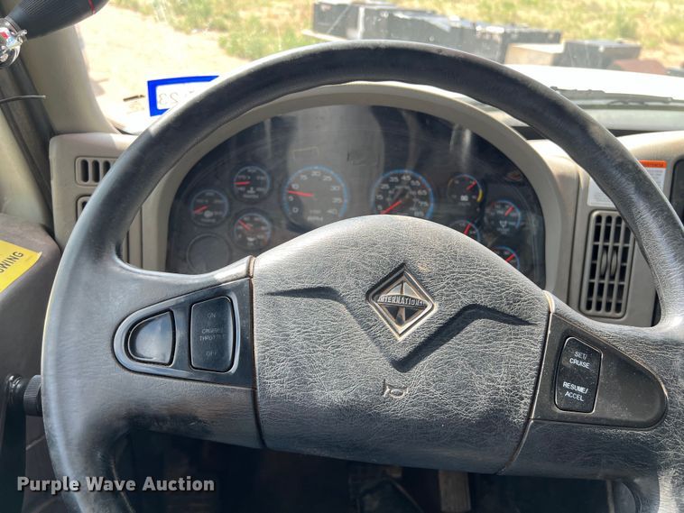 image for item DS3085 2012 International WorkStar 7400 bucket truck