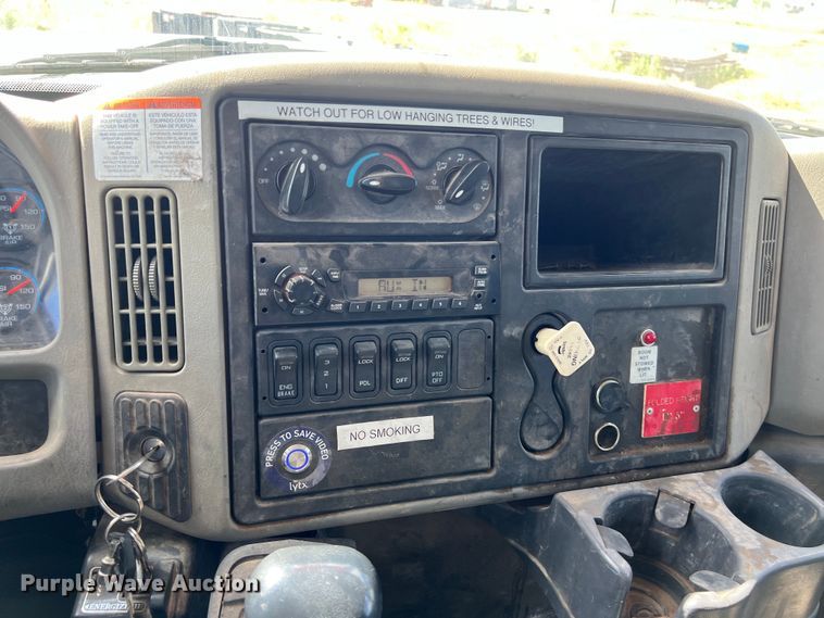 image for item DS3085 2012 International WorkStar 7400 bucket truck