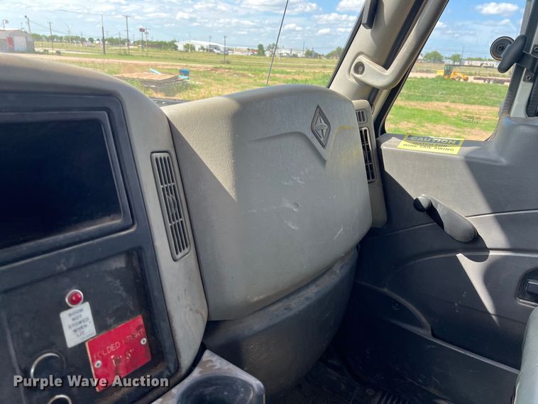 image for item DS3085 2012 International WorkStar 7400 bucket truck