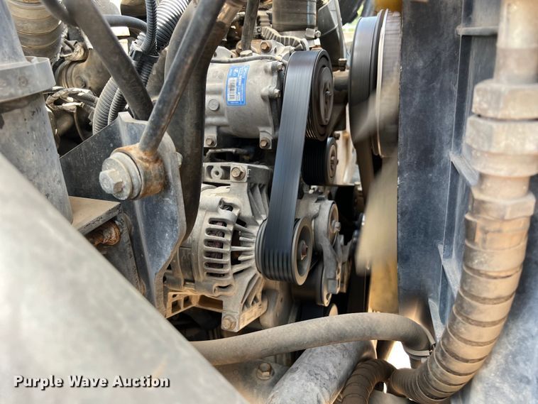 image for item DS3085 2012 International WorkStar 7400 bucket truck