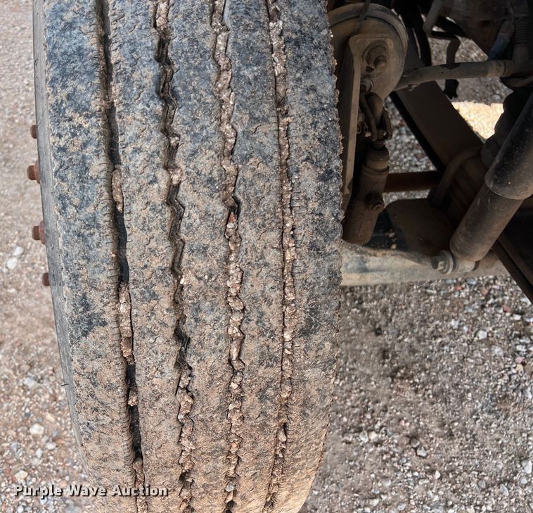 image for item DS3085 2012 International WorkStar 7400 bucket truck