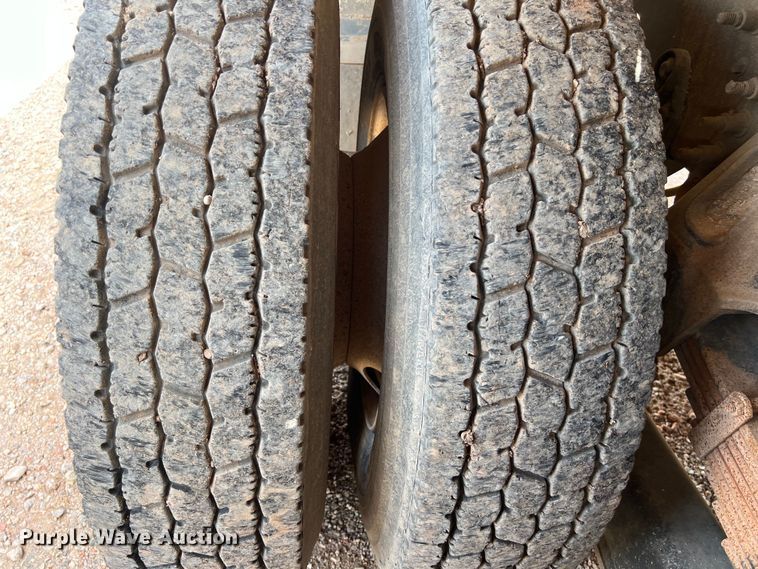 image for item DS3085 2012 International WorkStar 7400 bucket truck