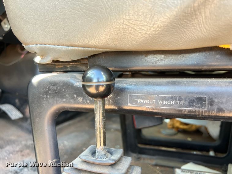 image for item DS3086 2006 International 7400 digger derrick truck