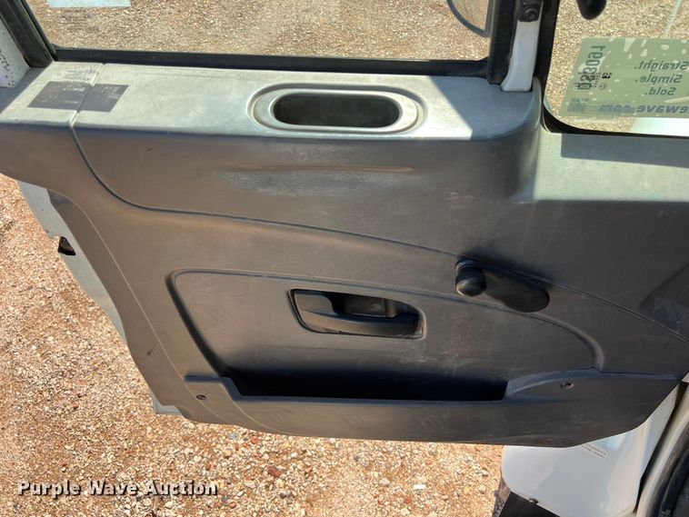 image for item DS3091 2008 International WorkStar 7400 digger derrick truck